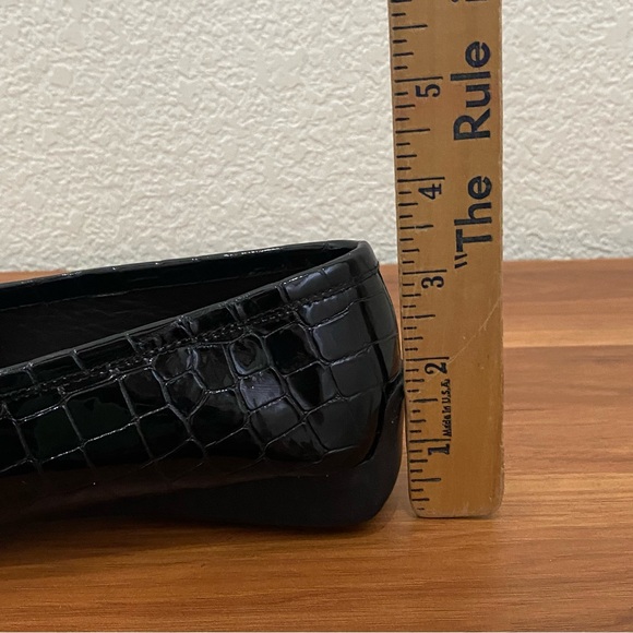 STUART WEITZMAN CIBW 40351 Black Croc Patent Leather Buckle Strap Loafers 8.5M - Picture 12 of 16